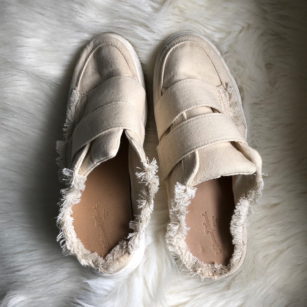 Slip on sneakers